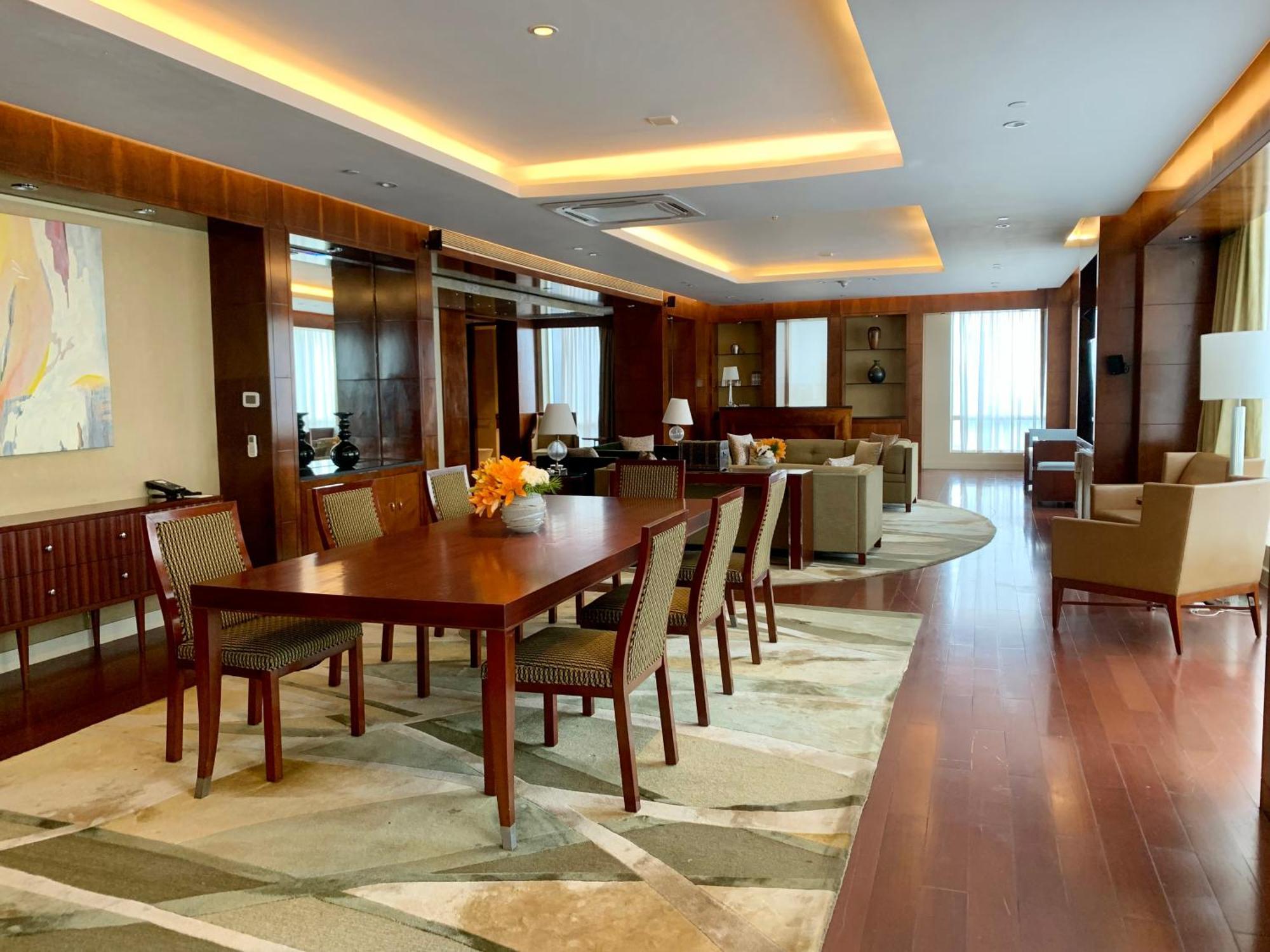 Four Seasons Hotel Мумбаи Экстерьер фото