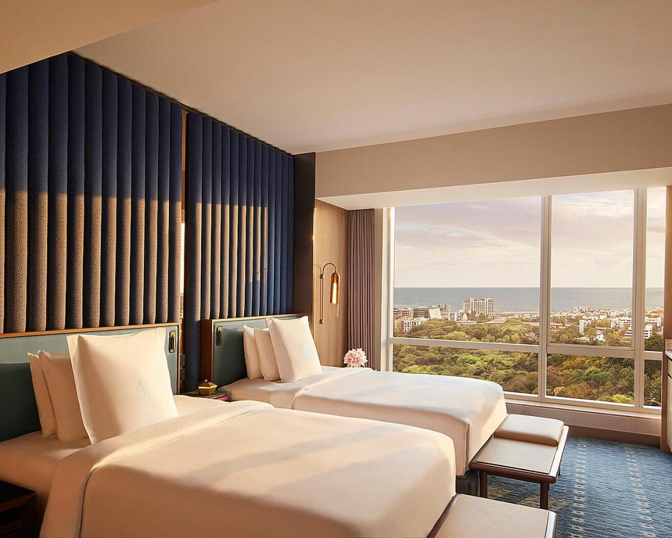 Four Seasons Hotel Мумбаи Экстерьер фото Deluxe Room