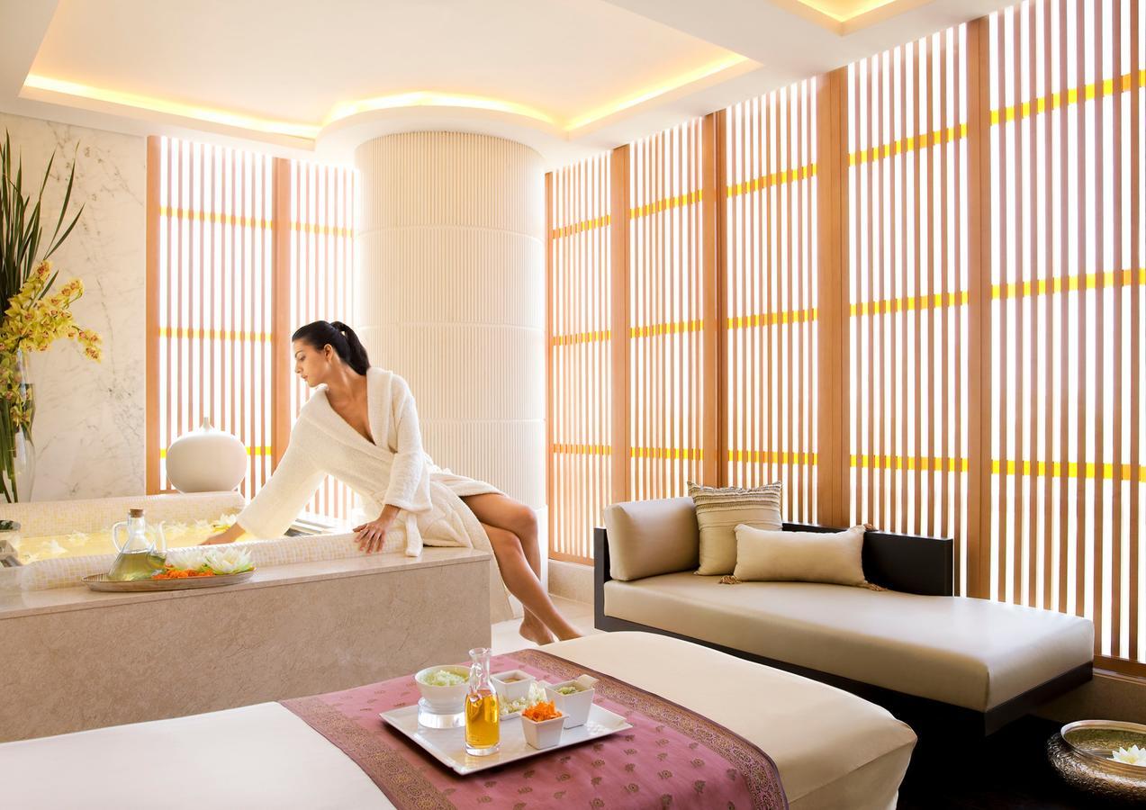 Four Seasons Hotel Мумбаи Удобства фото Spa at The Westin